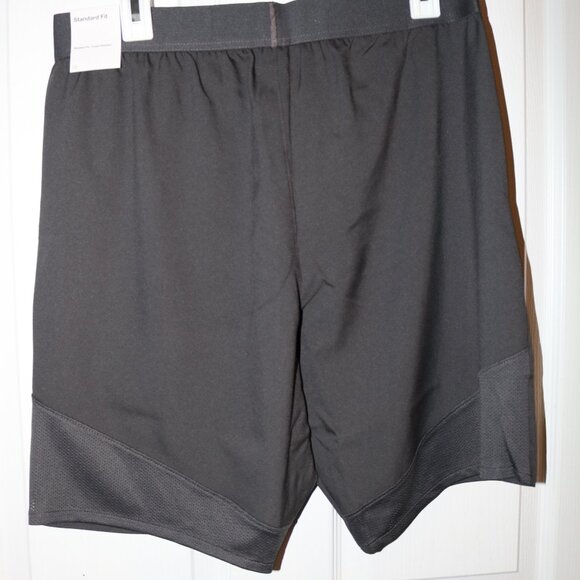 NWT Los Angeles Rams Nike Drifit Men's Shorts - Picture 7 of 10